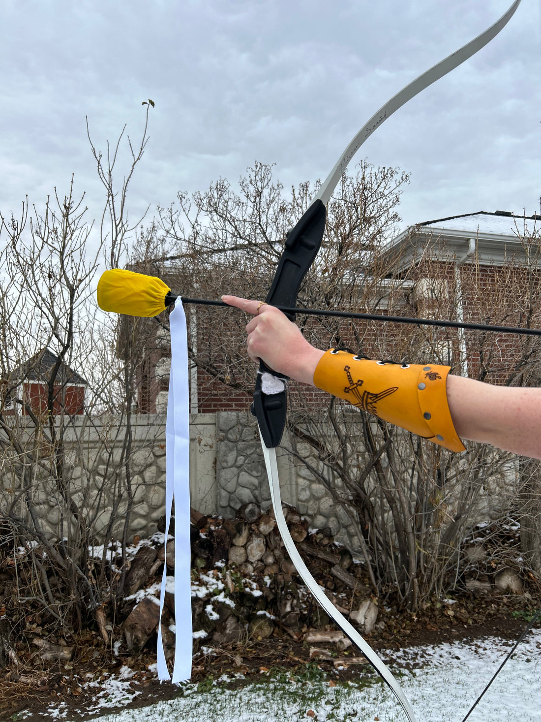 Customizable Arm Bracer